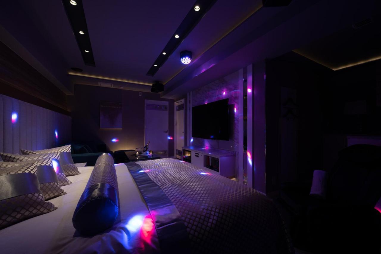 Hotel Varkin Ikebukuro Nishiguchi Tokió Kültér fotó